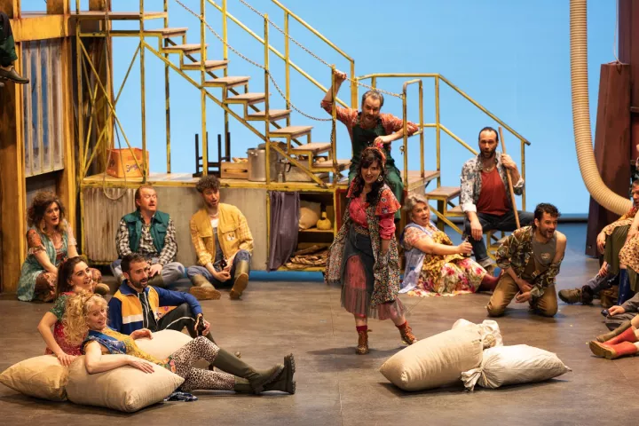 L'Élixir d'amour Ouvriers de l'exploitation agricole