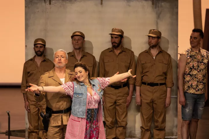 L'Élixir d'amour Belcore cherchant à séduire Adina